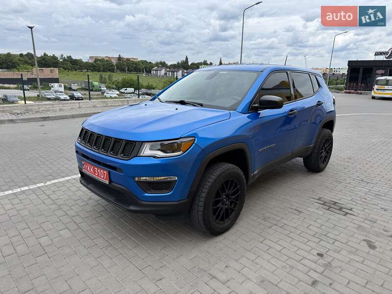 Внедорожник / Кроссовер Jeep Compass 2020 в Ровно