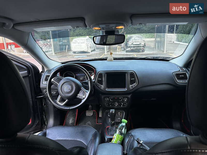 Внедорожник / Кроссовер Jeep Compass 2020 в Киеве