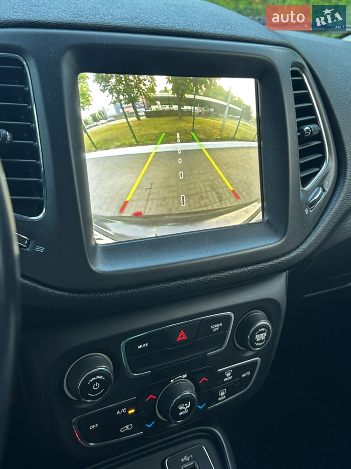 2020 Jeep Compass - мініатюра 27