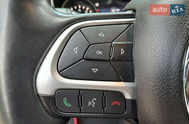 Внедорожник / Кроссовер Jeep Compass 2018 в 