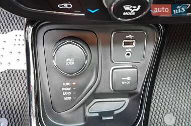 Внедорожник / Кроссовер Jeep Compass 2018 в 
