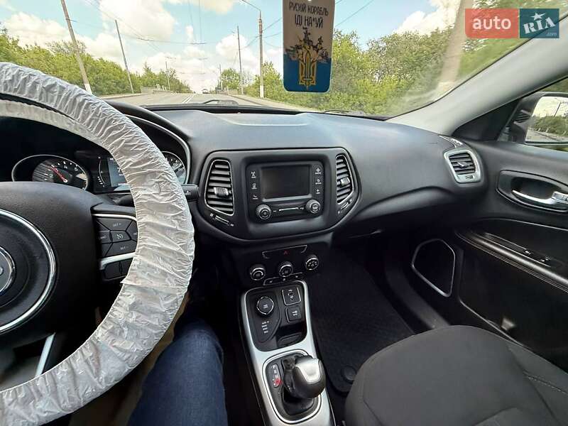 Внедорожник / Кроссовер Jeep Compass 2017 в Каменском