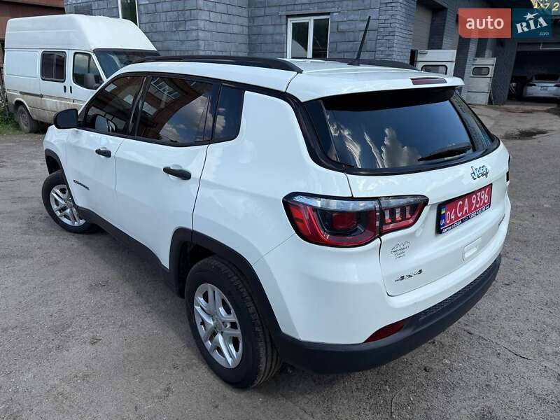 Позашляховик / Кросовер Jeep Compass 2017 в Кам'янському
