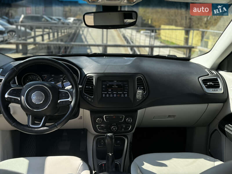 Позашляховик / Кросовер Jeep Compass 2017 в Києві