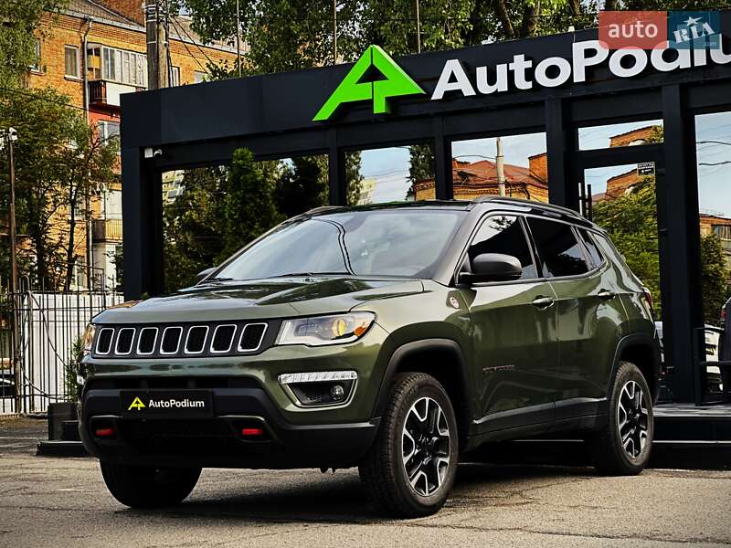 Внедорожник / Кроссовер Jeep Compass 2020 в Киеве