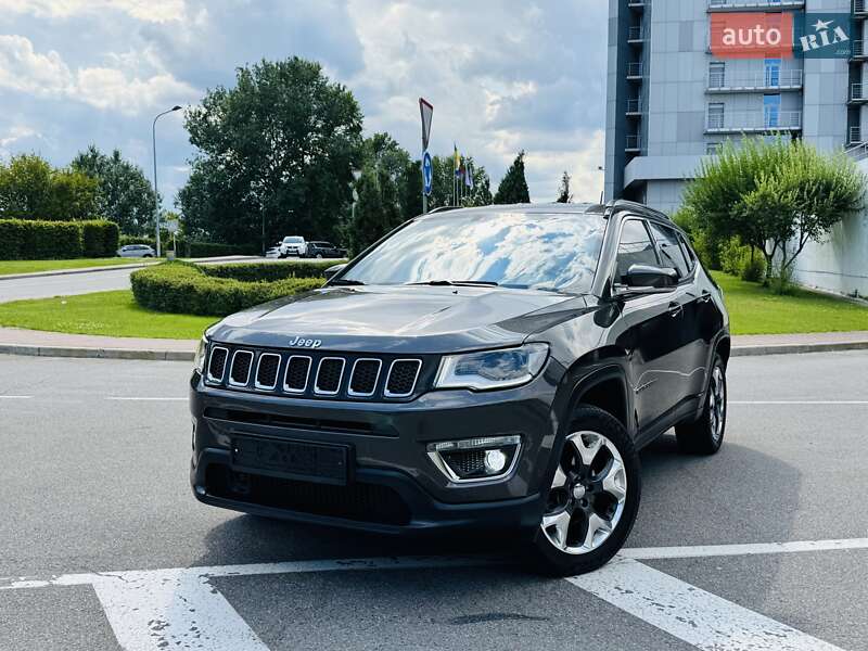 Внедорожник / Кроссовер Jeep Compass 2019 в Киеве