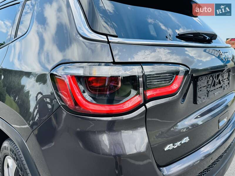 Внедорожник / Кроссовер Jeep Compass 2019 в Киеве