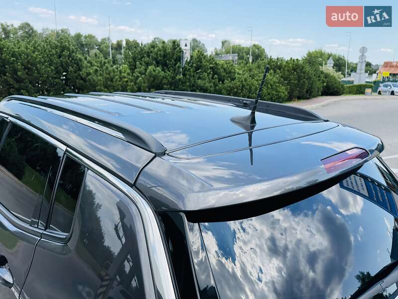 Внедорожник / Кроссовер Jeep Compass 2019 в Киеве