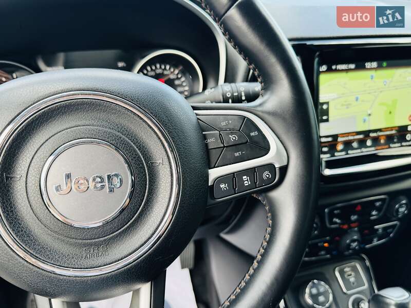 Внедорожник / Кроссовер Jeep Compass 2019 в Киеве