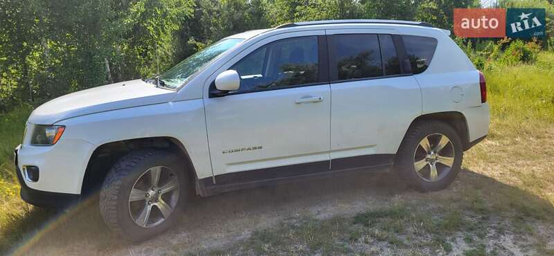 Внедорожник / Кроссовер Jeep Compass 2016 в Черкассах