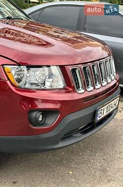 Внедорожник / Кроссовер Jeep Compass 2014 в 