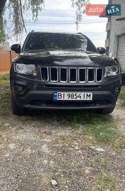 Внедорожник / Кроссовер Jeep Compass 2012 в 