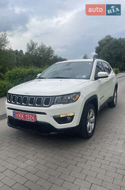 Внедорожник / Кроссовер Jeep Compass 2018 в 