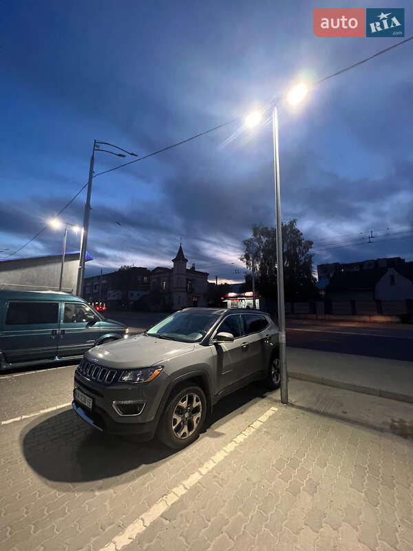 Внедорожник / Кроссовер Jeep Compass 2019 в Львове