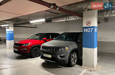 Внедорожник / Кроссовер Jeep Compass 2019 в 