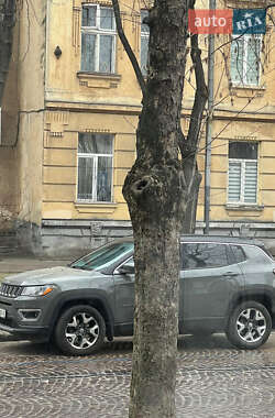 Внедорожник / Кроссовер Jeep Compass 2019 в 