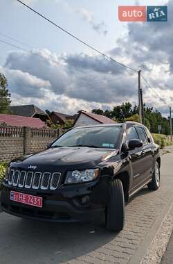 Внедорожник / Кроссовер Jeep Compass 2016 в 