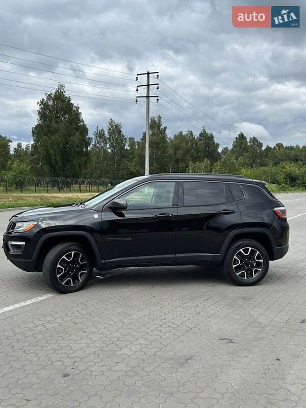 Внедорожник / Кроссовер Jeep Compass 2020 в Киеве