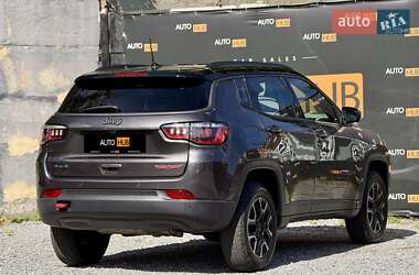 Внедорожник / Кроссовер Jeep Compass 2019 в 