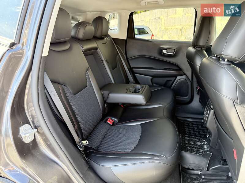Внедорожник / Кроссовер Jeep Compass 2019 в Харькове