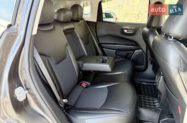 Внедорожник / Кроссовер Jeep Compass 2019 в 