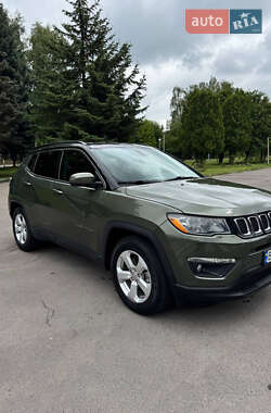 Позашляховик / Кросовер Jeep Compass 2019 в 