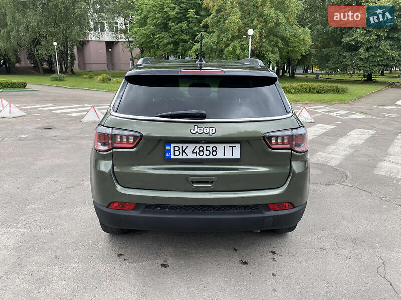 Внедорожник / Кроссовер Jeep Compass 2019 в Ровно
