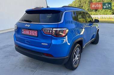 Внедорожник / Кроссовер Jeep Compass 2018 в 