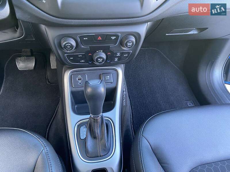 Внедорожник / Кроссовер Jeep Compass 2018 в Луцке