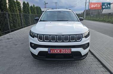 Внедорожник / Кроссовер Jeep Compass 2022 в 