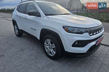 Внедорожник / Кроссовер Jeep Compass 2022 в 