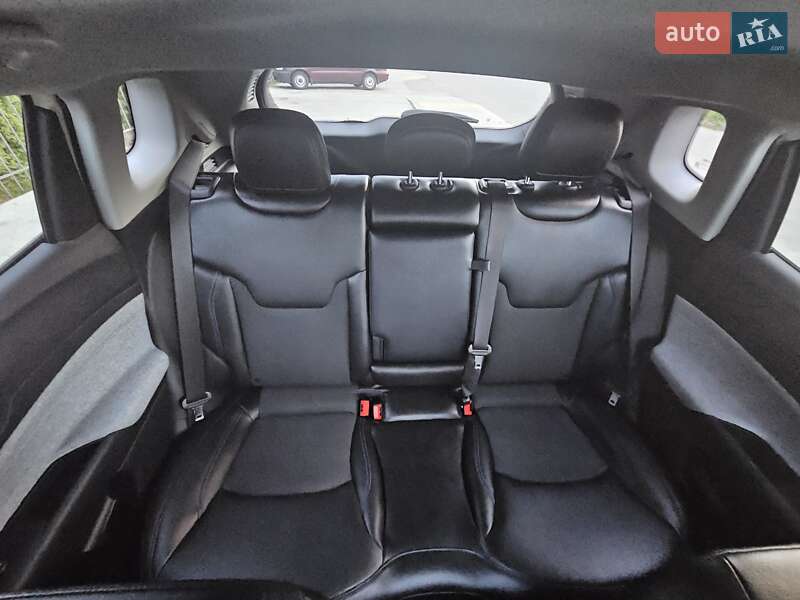 Внедорожник / Кроссовер Jeep Compass 2022 в Киеве фото 27 Внедорожник / Кроссовер Jeep Compass 2022 в Киеве