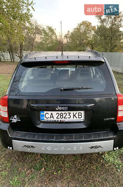 Внедорожник / Кроссовер Jeep Compass 2008 в 
