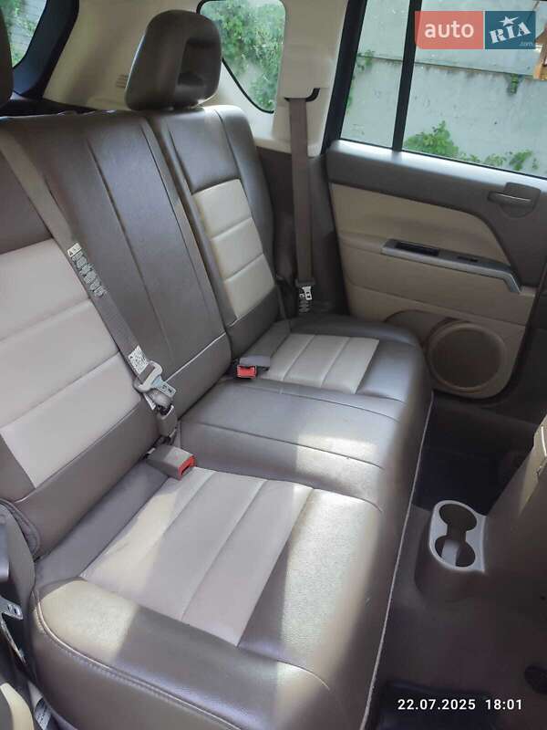 Внедорожник / Кроссовер Jeep Compass 2007 в Луцке