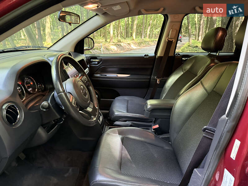 Позашляховик / Кросовер Jeep Compass 2013 в Луцьку фото 10 Позашляховик / Кросовер Jeep Compass 2013 в Луцьку