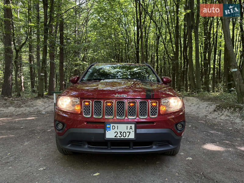 Позашляховик / Кросовер Jeep Compass 2013 в Луцьку фото 2 Позашляховик / Кросовер Jeep Compass 2013 в Луцьку