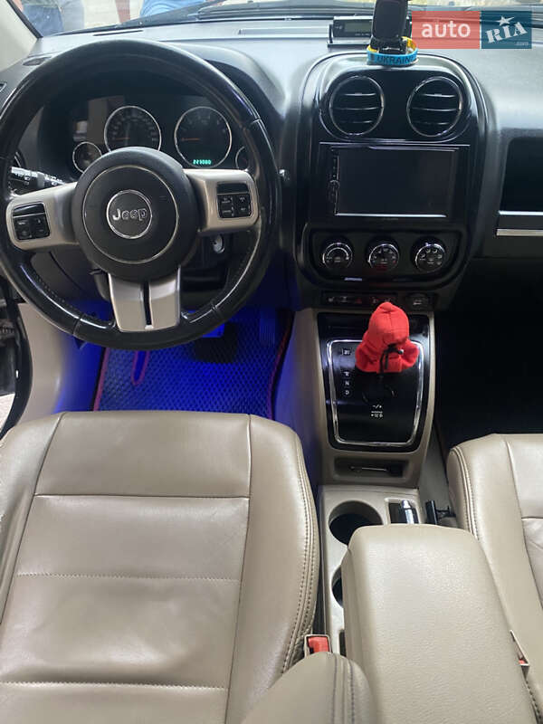 Внедорожник / Кроссовер Jeep Compass 2011 в Броварах