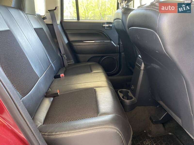 Внедорожник / Кроссовер Jeep Compass 2016 в Николаеве