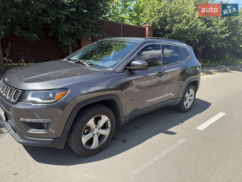 Внедорожник / Кроссовер Jeep Compass 2017 в Киеве