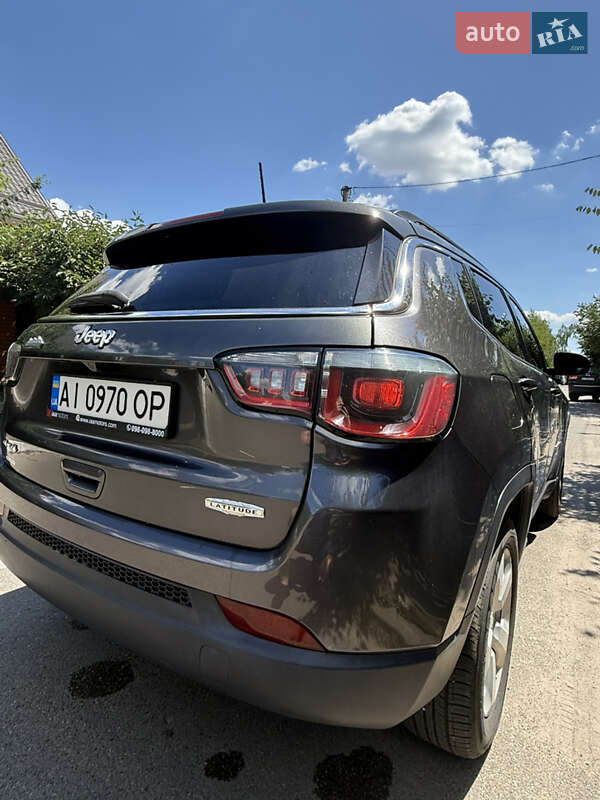 Внедорожник / Кроссовер Jeep Compass 2017 в Киеве