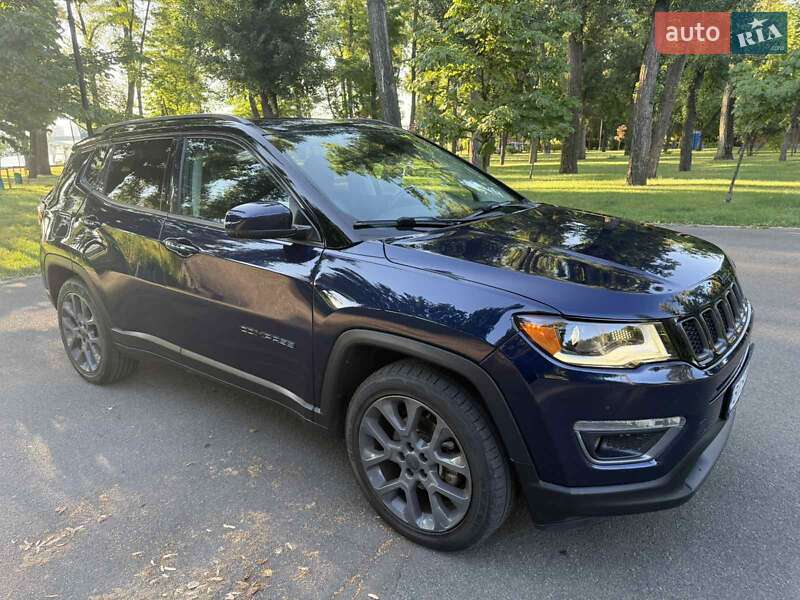 Внедорожник / Кроссовер Jeep Compass 2019 в Киеве
