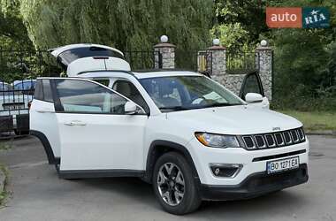 Внедорожник / Кроссовер Jeep Compass 2017 в 