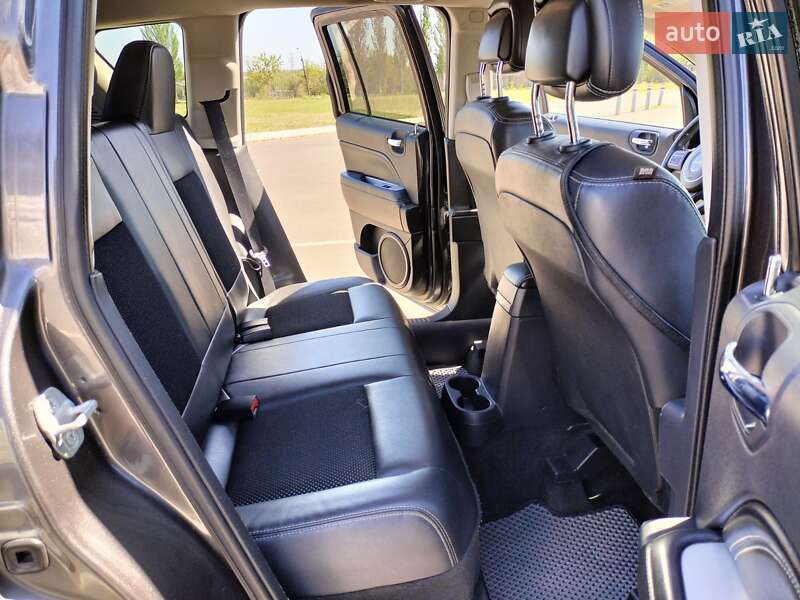 Внедорожник / Кроссовер Jeep Compass 2014 в Кривом Роге