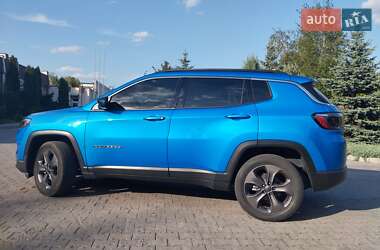 Внедорожник / Кроссовер Jeep Compass 2021 в 