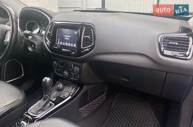 Внедорожник / Кроссовер Jeep Compass 2020 в 