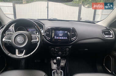 Внедорожник / Кроссовер Jeep Compass 2020 в 