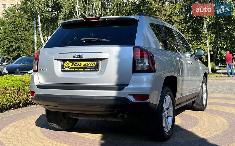 Внедорожник / Кроссовер Jeep Compass 2013 в Львове