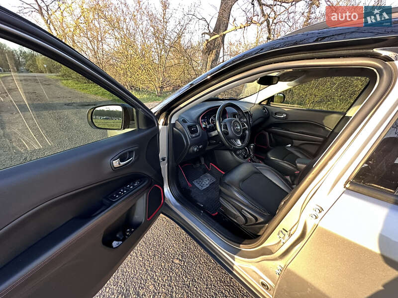 Внедорожник / Кроссовер Jeep Compass 2018 в Львове фото 10 Внедорожник / Кроссовер Jeep Compass 2018 в Львове
