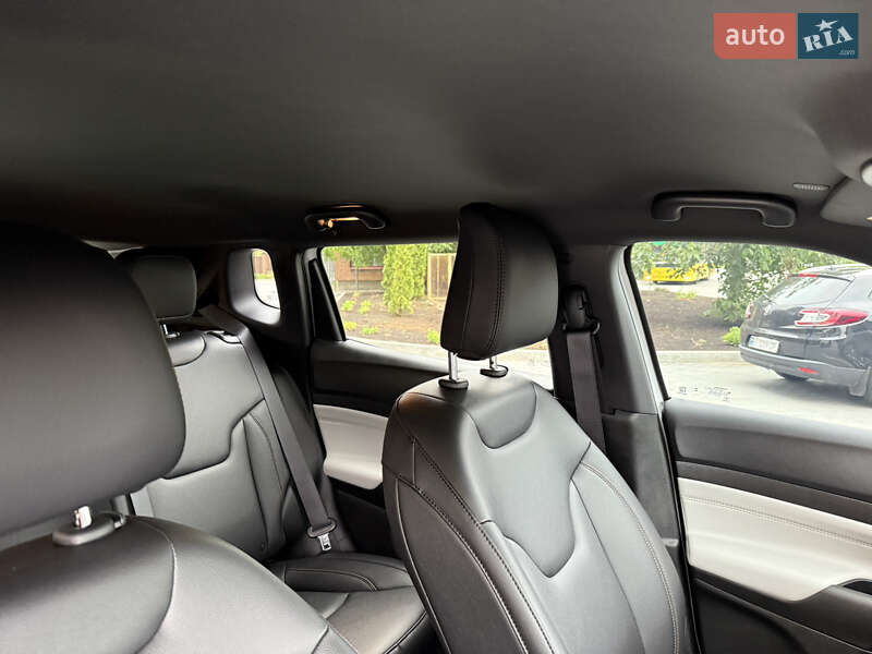 Позашляховик / Кросовер Jeep Compass 2024 в Полтаві фото 40 Позашляховик / Кросовер Jeep Compass 2024 в Полтаві