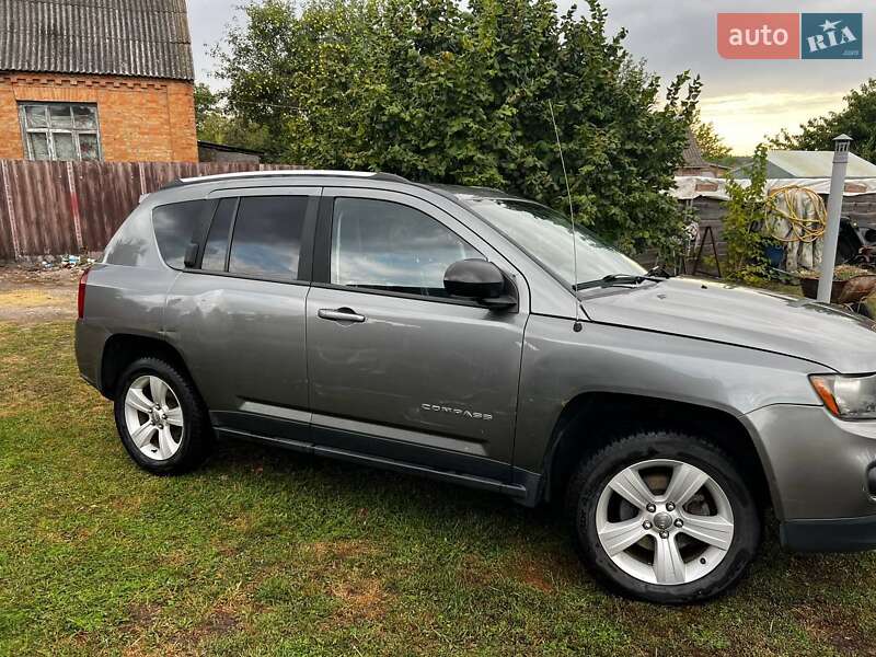 Позашляховик / Кросовер Jeep Compass 2013 в Києві фото 4 Позашляховик / Кросовер Jeep Compass 2013 в Києві